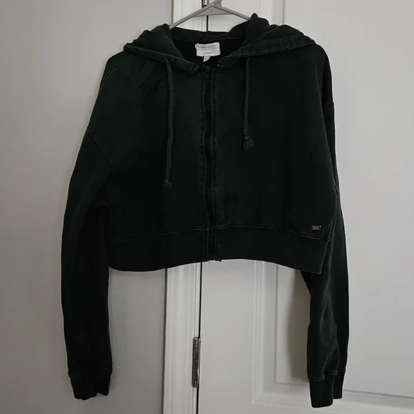 Pull&Bear Black Crop Jacket w/Hood - Picture 4 of 7